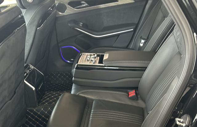Hongqi H9 2020 thumb 10