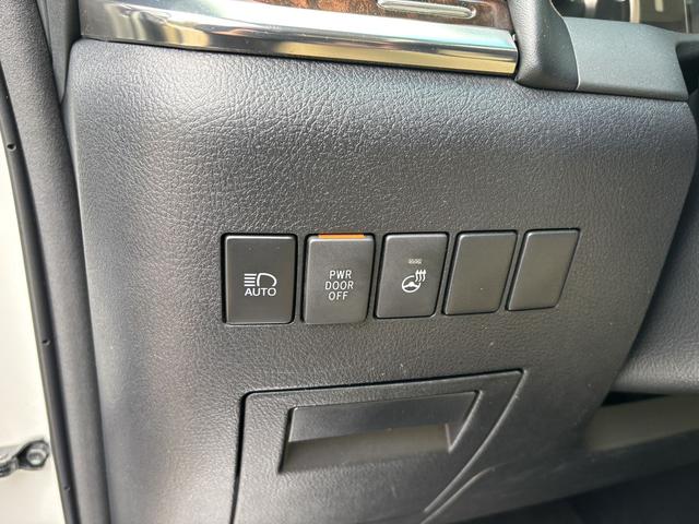 Toyota Alphard 2019 thumb 12