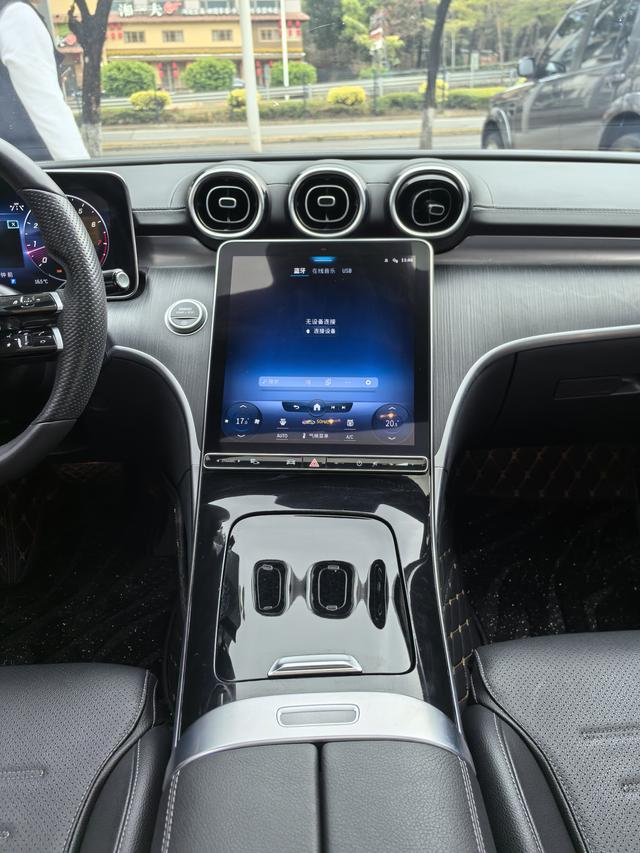 Mercedes-Benz C-Class 2022 thumb 7