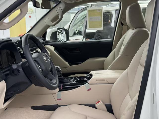 Toyota Land Cruiser 2025 thumb 8