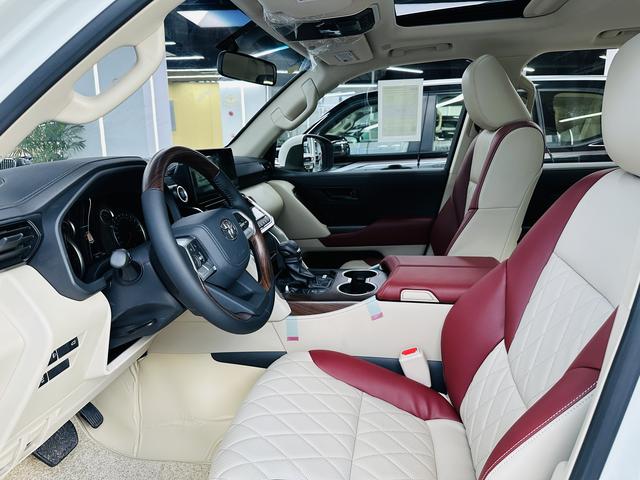 Toyota Land Cruiser 2024 thumb 2
