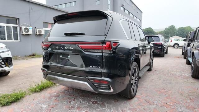 Lexus LX 2024 thumb 3