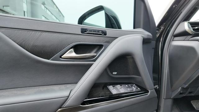 Lexus LX 2024 thumb 8