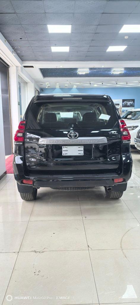 Toyota Prado 2023 thumb 6