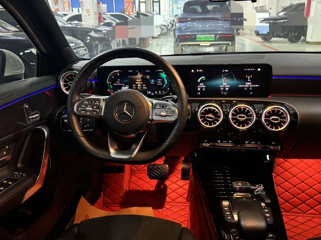 Mercedes-Benz A-Class 2021 thumb 7
