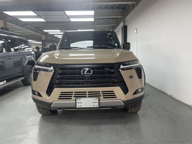 Lexus GX 2024 thumb 2