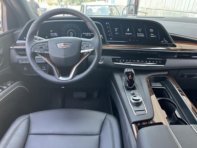 Cadillac Escalade 2024 thumb 2