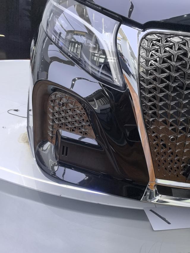 Mercedes-Benz V-Класс 2022 thumb 3