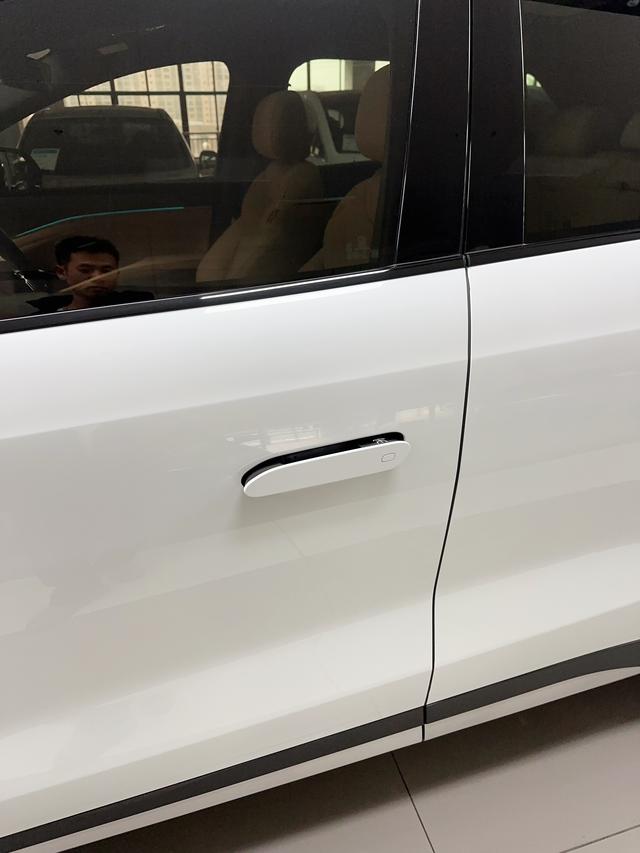 BYD Song 2024 thumb 10