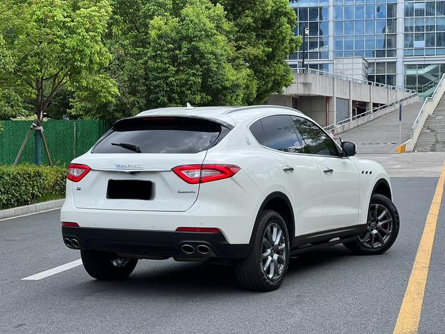 Maserati Levante 2020 thumb 2