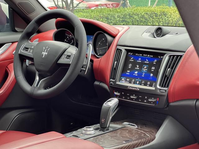 Maserati Levante 2020 thumb 9