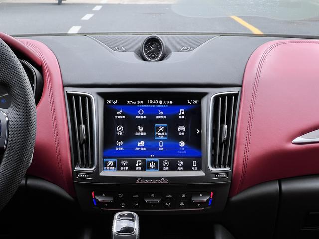 Maserati Levante 2020 thumb 12