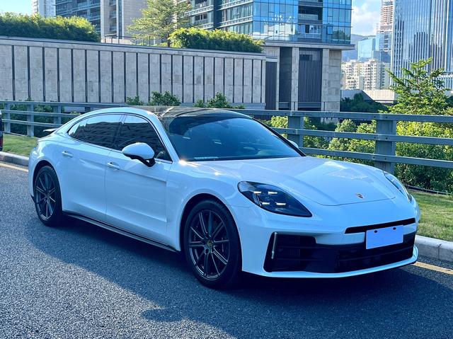 Porsche Panamera 2024 thumb 2