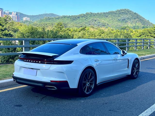 Porsche Panamera 2024 thumb 5