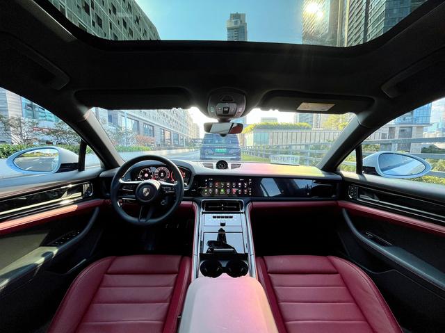 Porsche Panamera 2024 thumb 10