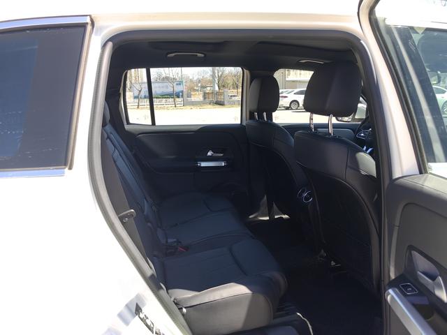 Mercedes-Benz GLB 2023 thumb 11