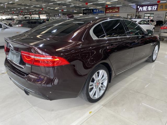 Jaguar XEL 2019 thumb 3