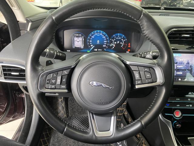 Jaguar XEL 2019 thumb 8
