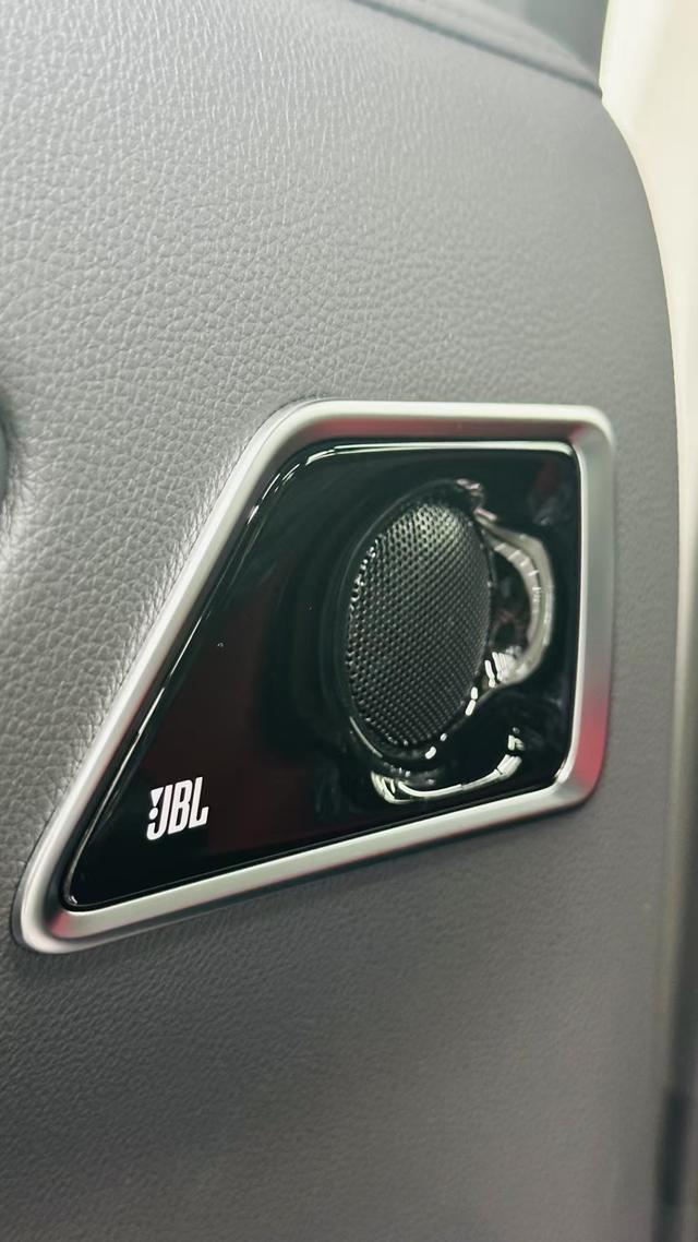 Toyota Land Cruiser 2024 thumb 6