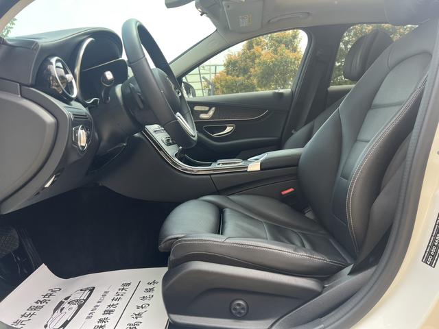 Mercedes-Benz C-Class 2019 thumb 5