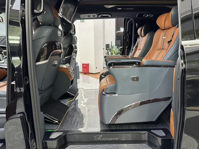 Mercedes-Benz V-Класс 2022 thumb 6