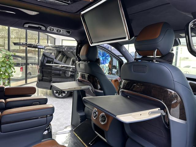 Mercedes-Benz V-Класс 2022 thumb 7