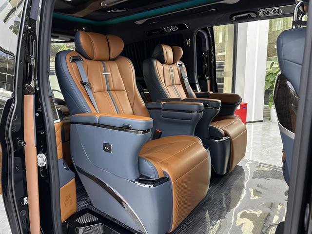 Mercedes-Benz V-Класс 2022 thumb 9