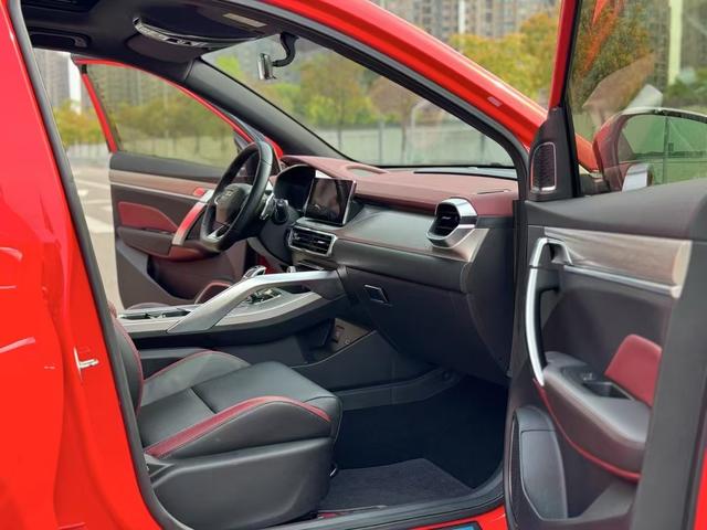 Geely Binyue 2019 thumb 5