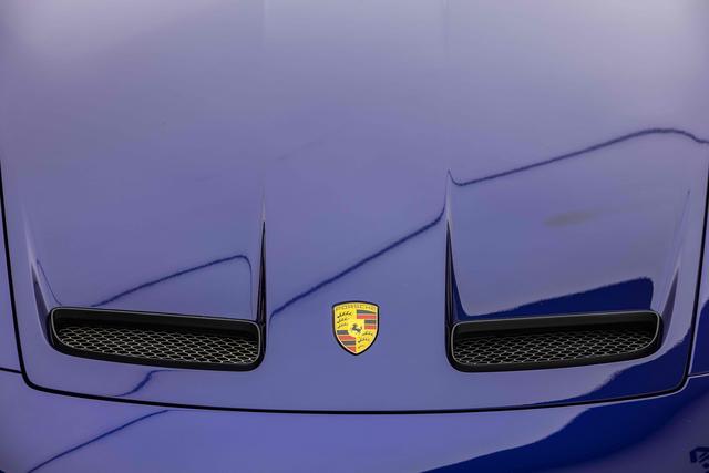 Porsche 911 2023 thumb 8