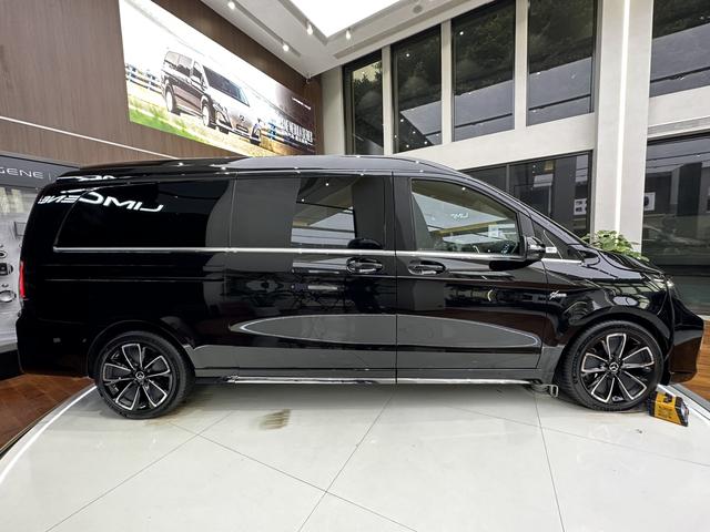 Mercedes-Benz V-Класс 2024 thumb 3