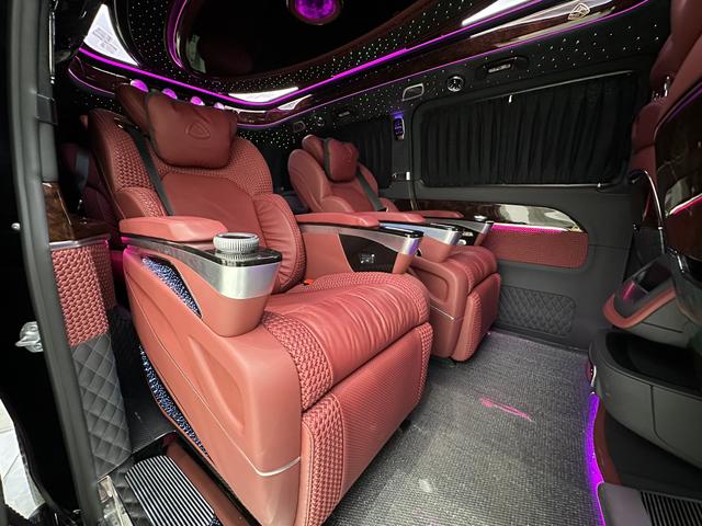 Mercedes-Benz V-Класс 2024 thumb 7