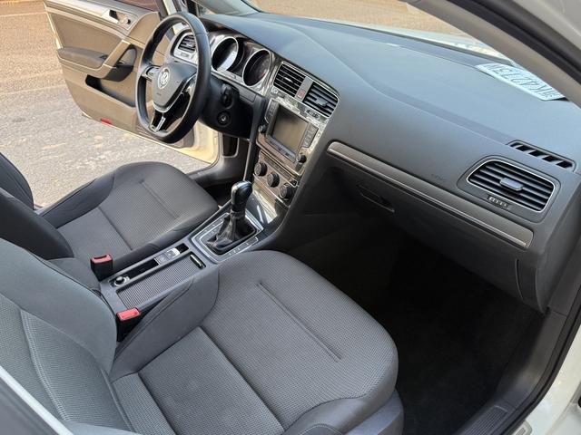 Volkswagen Golf 2017 thumb 10