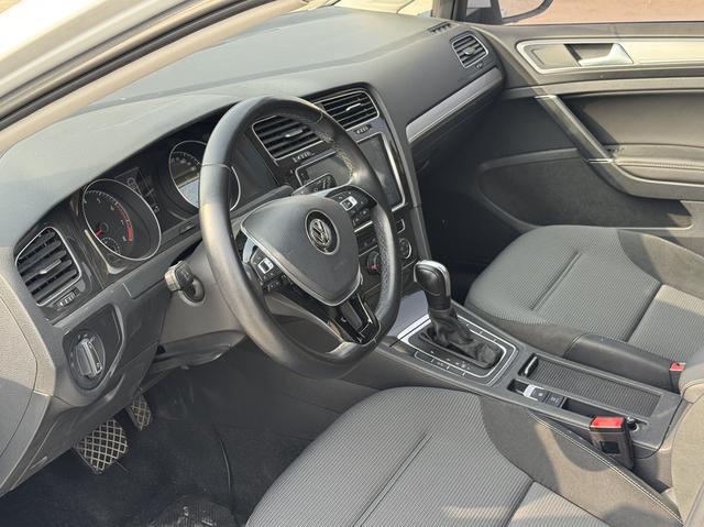 Volkswagen Golf 2018 thumb 3
