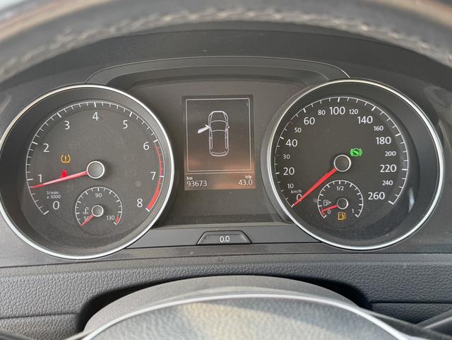 Volkswagen Golf 2018 thumb 4
