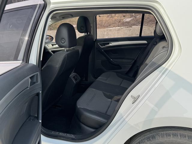 Volkswagen Golf 2018 thumb 5