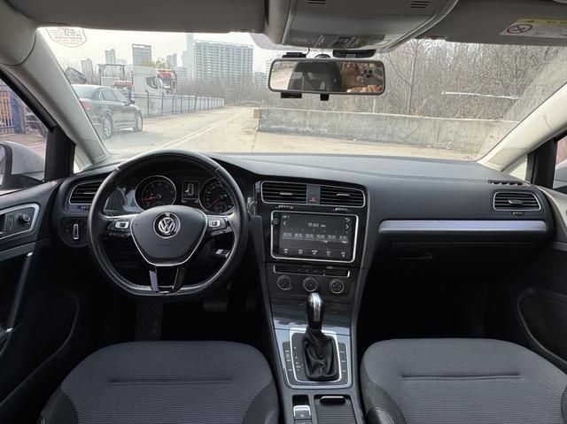 Volkswagen Golf 2018 thumb 6
