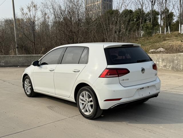 Volkswagen Golf 2018 thumb 7