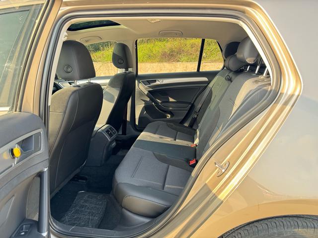 Volkswagen Golf 2019 thumb 3