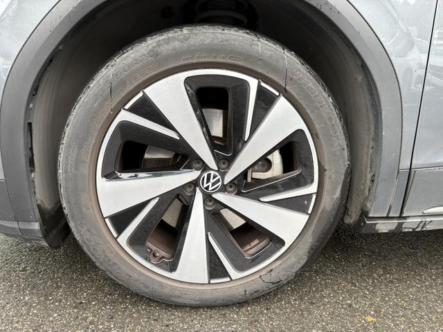 Volkswagen ID.6 2023 thumb 3
