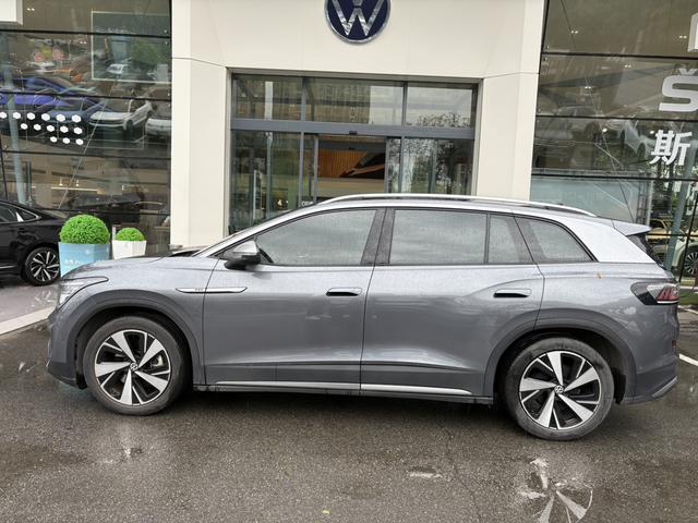 Volkswagen ID.6 2023 thumb 4