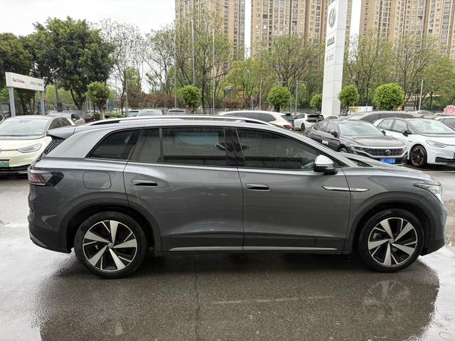 Volkswagen ID.6 2023 thumb 11