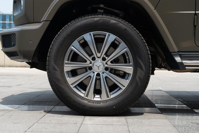 Mercedes-Benz G-Class 2023 thumb 9