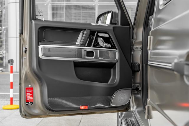 Mercedes-Benz G-Class 2023 thumb 10