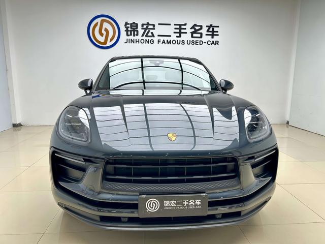 Porsche Macan 2023 thumb 2