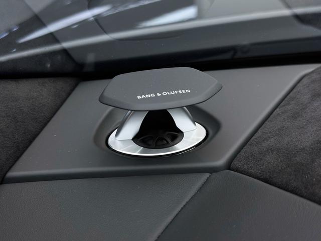 Lamborghini Urus 2023 thumb 12