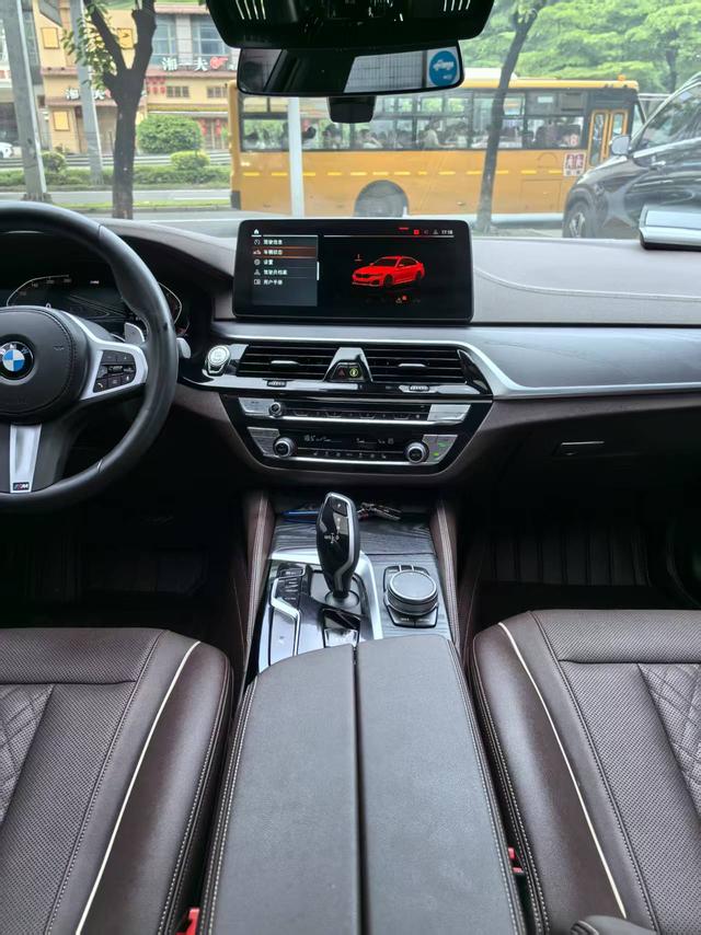 BMW 5 серии 2021 thumb 5