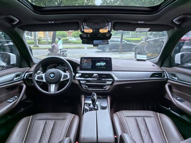 BMW 5 серии 2021 thumb 7