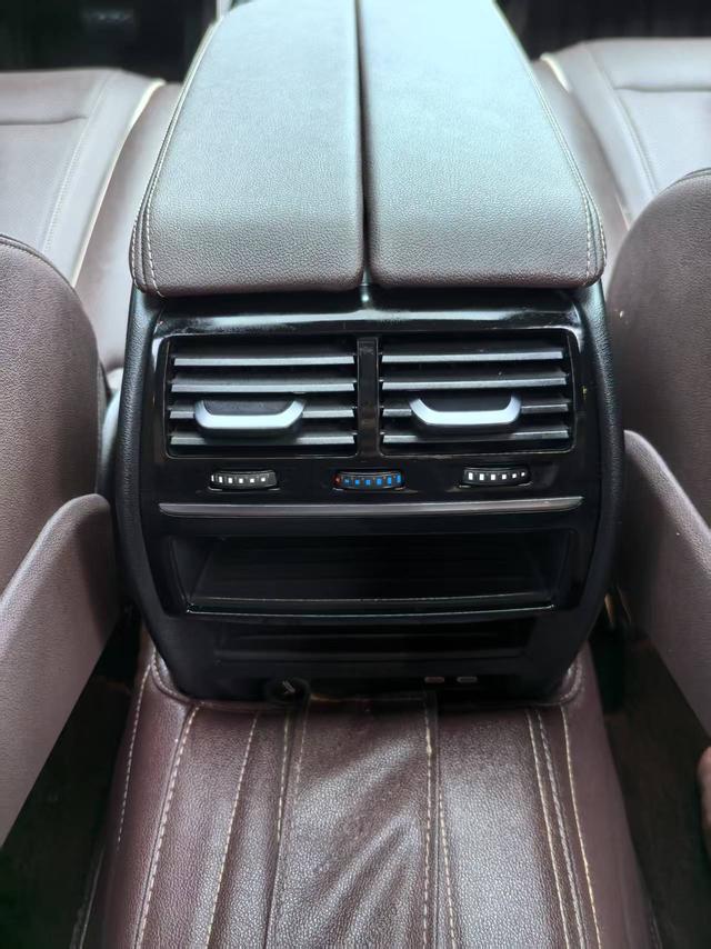 BMW 5 серии 2021 thumb 10