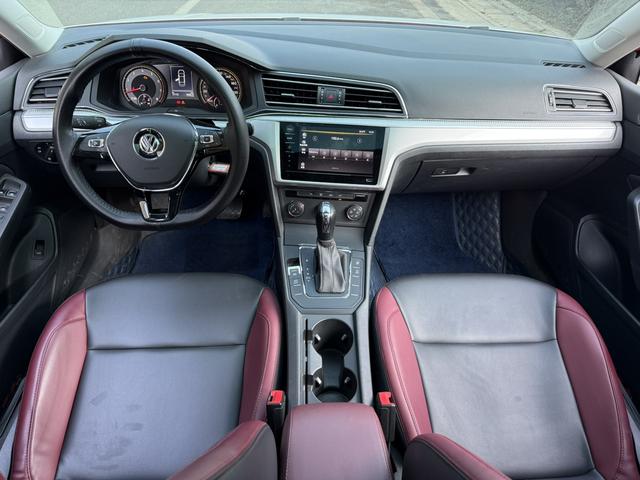 Volkswagen Lamando 2021 thumb 4