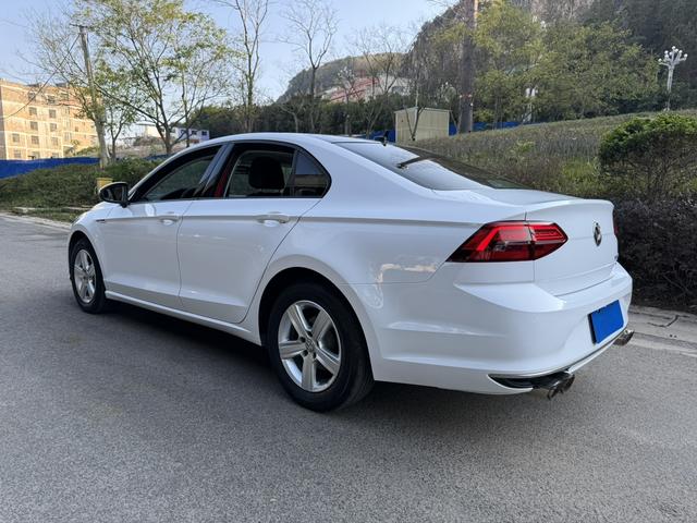 Volkswagen Lamando 2021 thumb 5